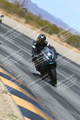 media/Mar-20-2025-Racers Edge (Thu) [[0731d8e3a1]]/2-B Group/Session 4 (Turn 3 Inside)/